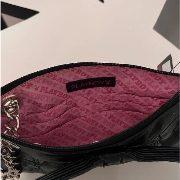 Playboy Small Chain Wristlet/ Clutch Bag🤍 - Picture 4 of 5